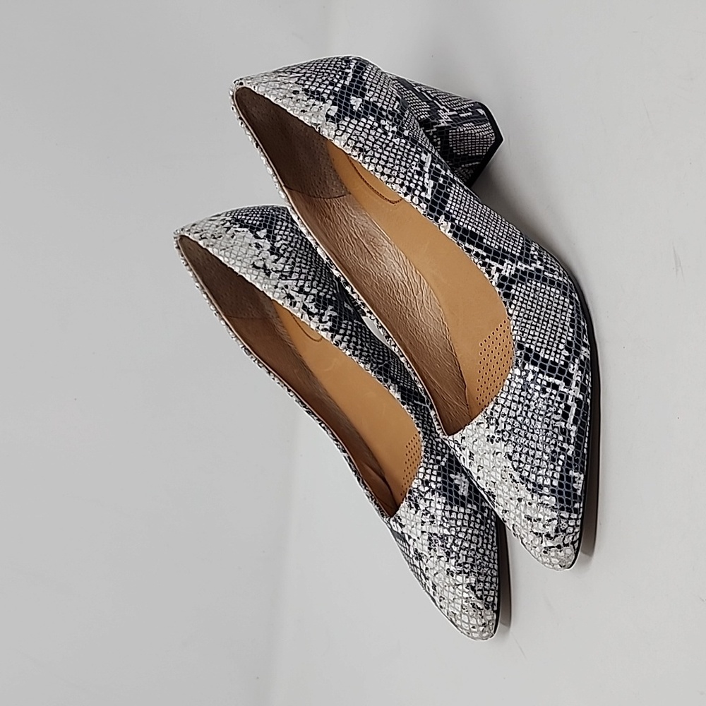 Corso Como Ryanna Snakeskin Print Low Pumps Size 9